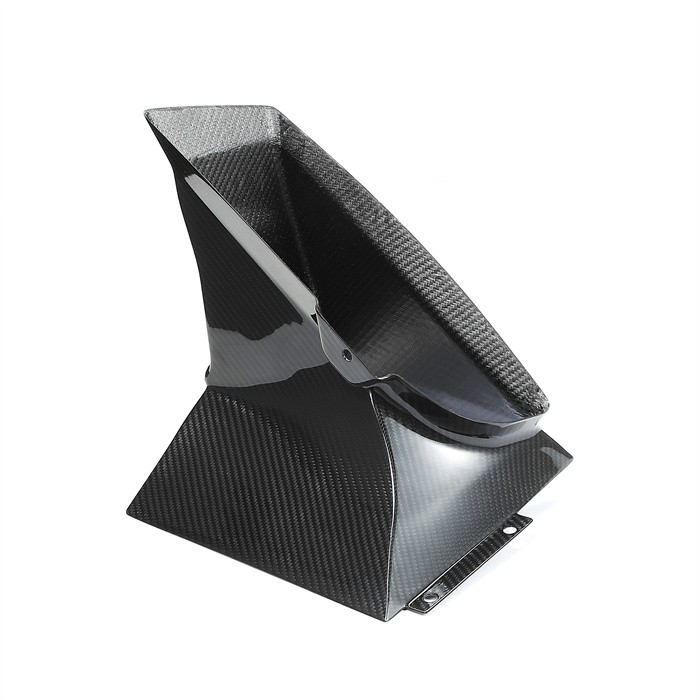 Producent części samochodowych z włókna węglowego