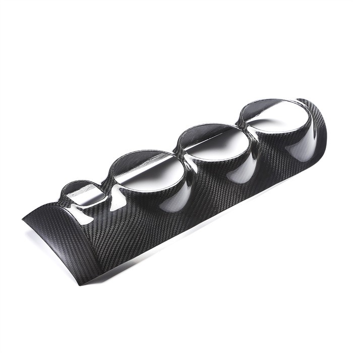 Część samochodowa z włókna węglowego